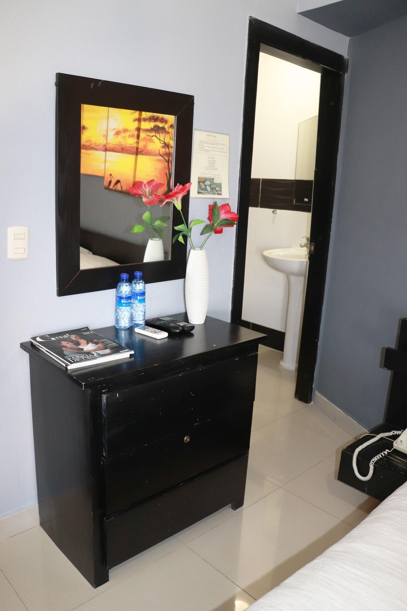 Hotel Merey Santo Domingo Exterior photo